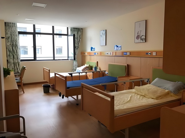深圳户口迁入政策_董璇婚后情况曝光！不愿丈夫和女儿住一起，与其分居，倪萍很担忧 口与找借吵架她先刘某